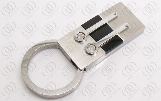 مسامير الفولاذ المقاوم للصدأ سلسلة المفاتيح PVD IP الأسود والفضي لامعة